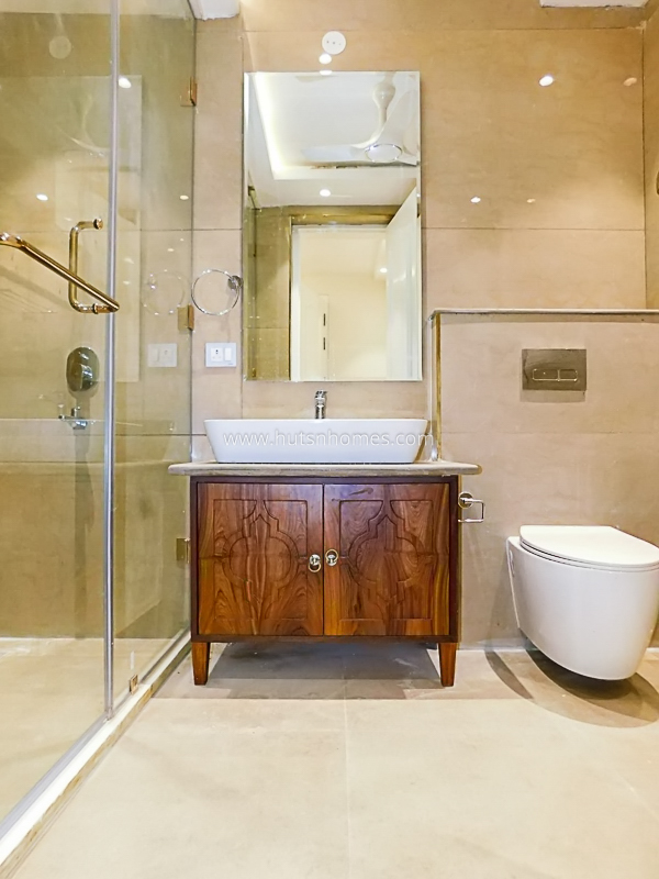 3 BHK Duplex For Rent in Anand Lok