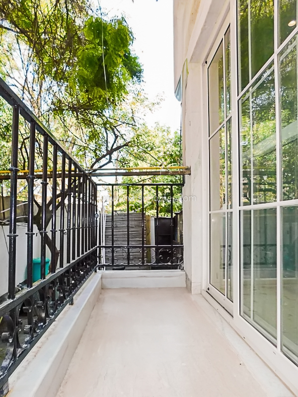 3 BHK Duplex For Rent in Anand Lok