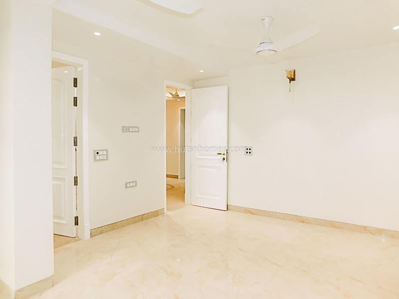 3 BHK Duplex For Rent in Anand Lok