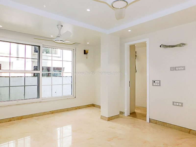 3 BHK Duplex For Rent in Anand Lok