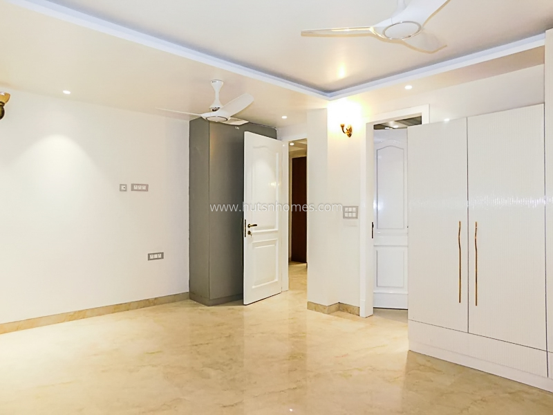 3 BHK Duplex For Rent in Anand Lok