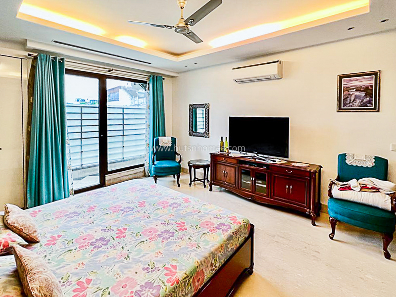4 BHK Builder Floor For Rent in Anand Niketan