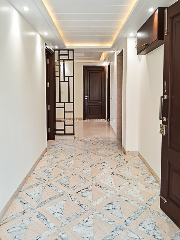 4 BHK Builder Floor For Rent in Defence Colony