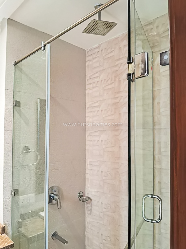 4 BHK Builder Floor For Rent in Defence Colony
