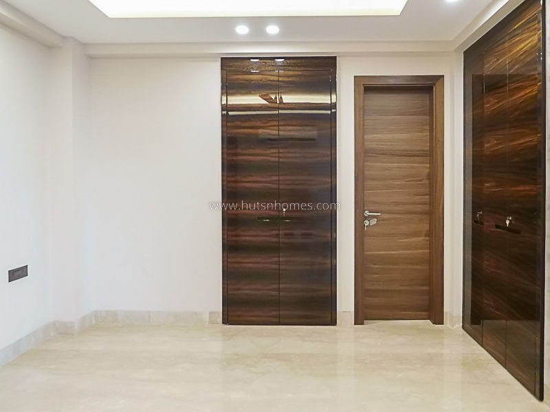 4 BHK Builder Floor For Rent in Vasant Vihar