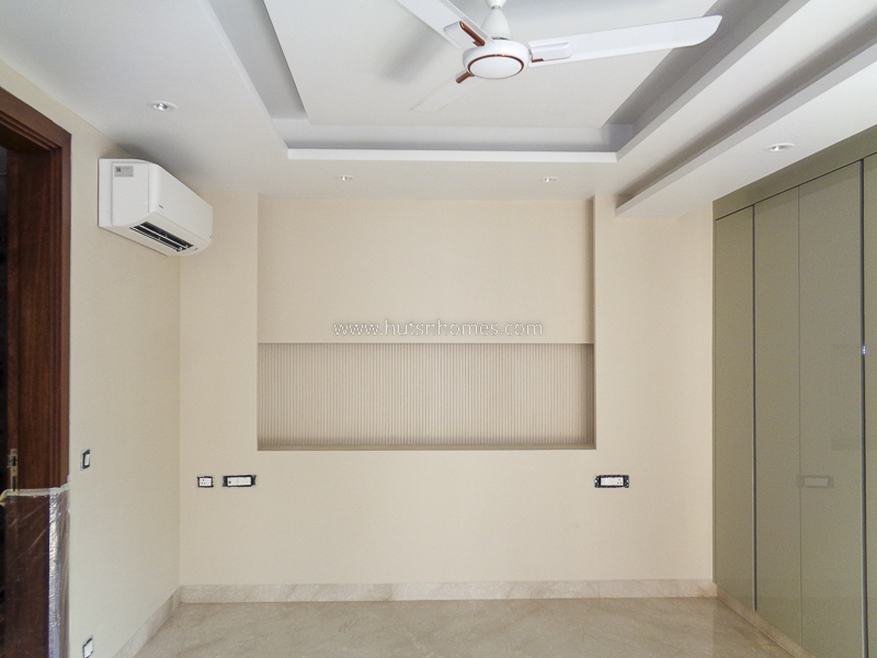 4 BHK Builder Floor For Sale in Greater Kailash Part 2