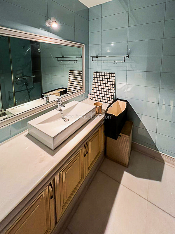 5 BHK Duplex For Rent in Safdarjung Enclave