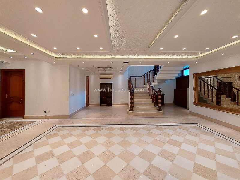 5 BHK Flat For Sale in Safdarjung Enclave