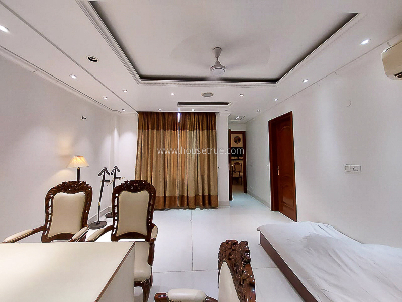 5 BHK Flat For Sale in Safdarjung Enclave