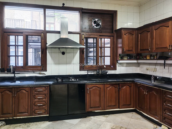 9 BHK House For Rent in Vasant Vihar