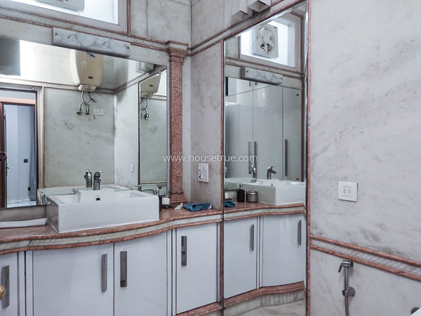 9 BHK House For Rent in Vasant Vihar