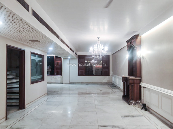 9 BHK House For Rent in Vasant Vihar