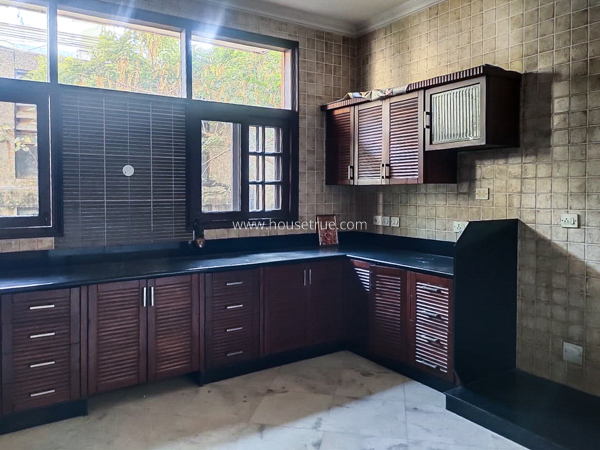 9 BHK House For Rent in Vasant Vihar