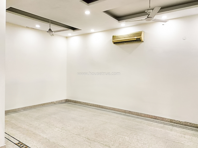 3 BHK Flat For Rent in Panchsheel Enclave