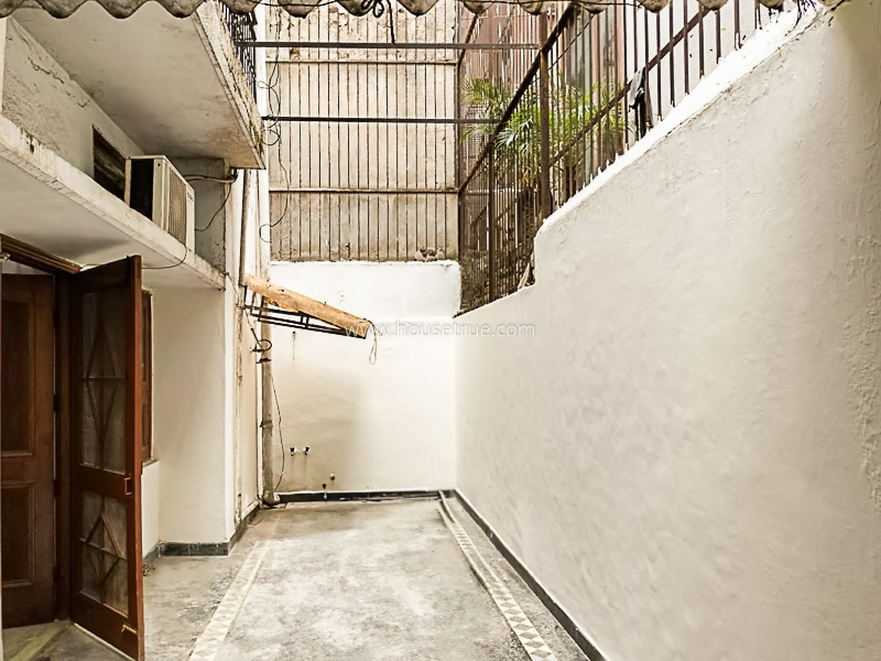 3 BHK Flat For Rent in Panchsheel Enclave
