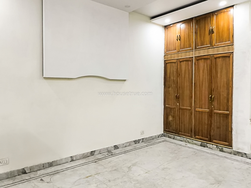 3 BHK Flat For Rent in Panchsheel Enclave