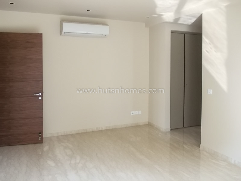 4 BHK Builder Floor For Sale in Vasant Vihar