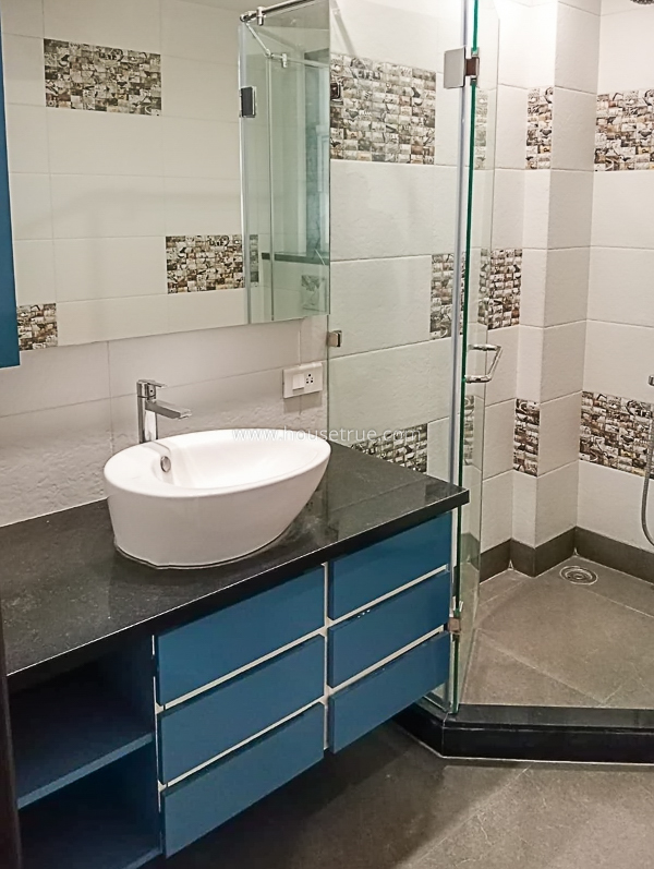 3 BHK Builder Floor For Rent in Safdarjung Enclave