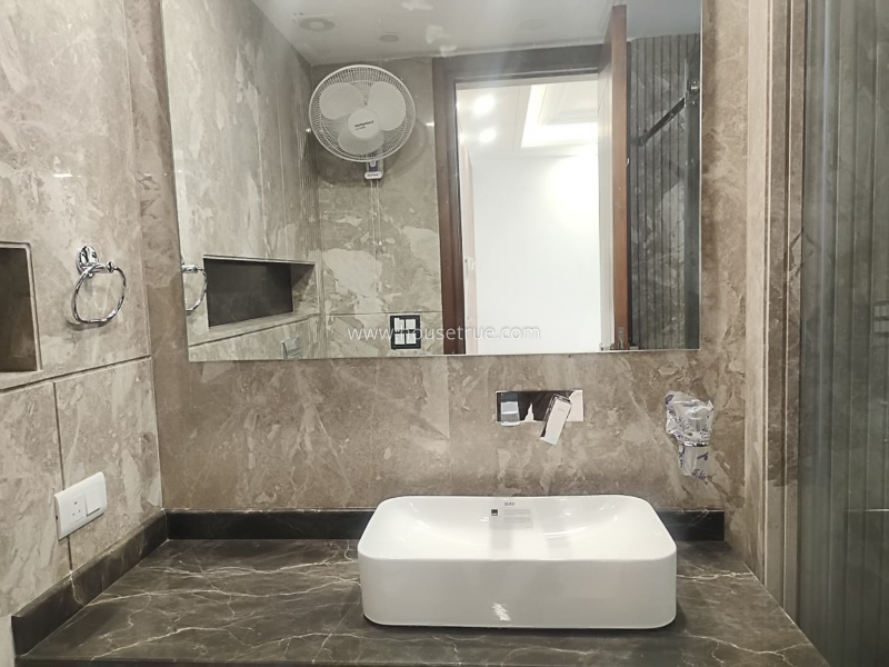 3 BHK Builder Floor For Rent in Vasant Vihar