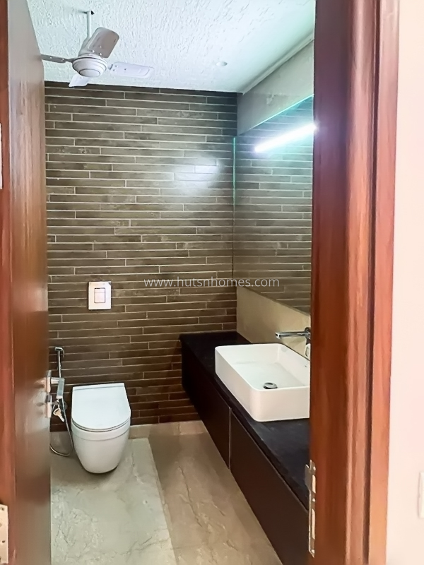 3 BHK Builder Floor For Rent in Greater Kailash Part 1