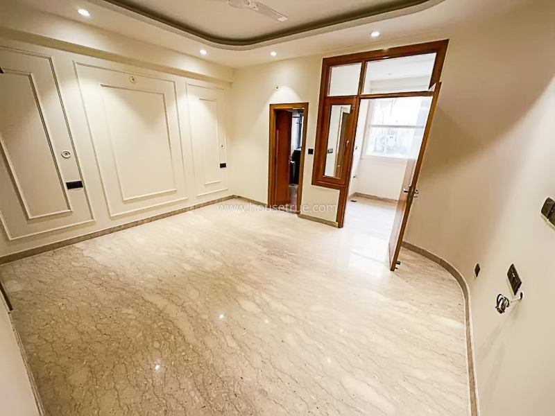 3 BHK Flat For Rent in Defence Colony