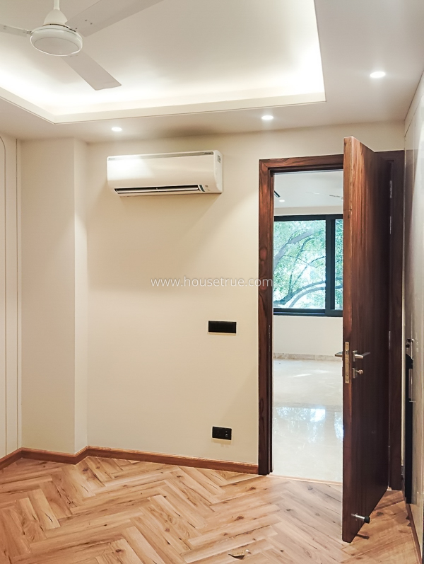 3 BHK Builder Floor For Rent in Greater Kailash Part 3