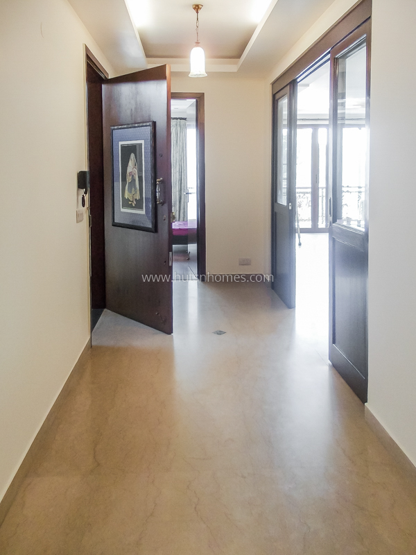 3 BHK Flat For Rent in Defence Colony