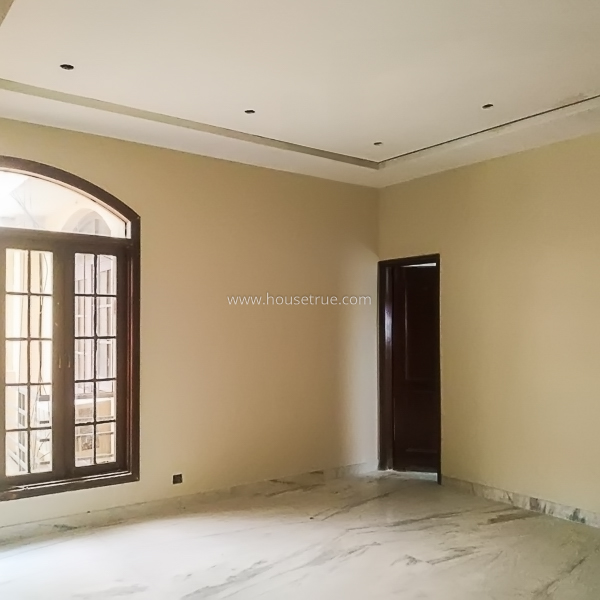3 BHK Flat For Rent in Safdarjung Enclave