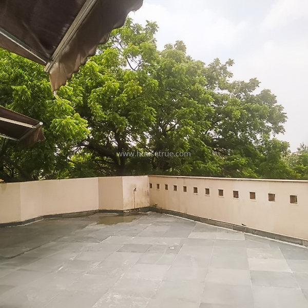 3 BHK Flat For Rent in Safdarjung Enclave