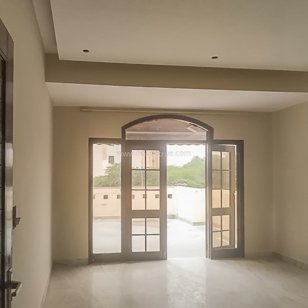 3 BHK Flat For Rent in Safdarjung Enclave