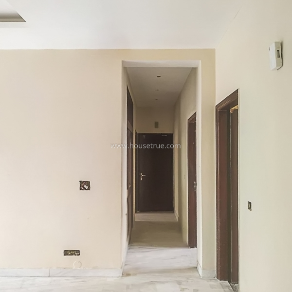 3 BHK Flat For Rent in Safdarjung Enclave