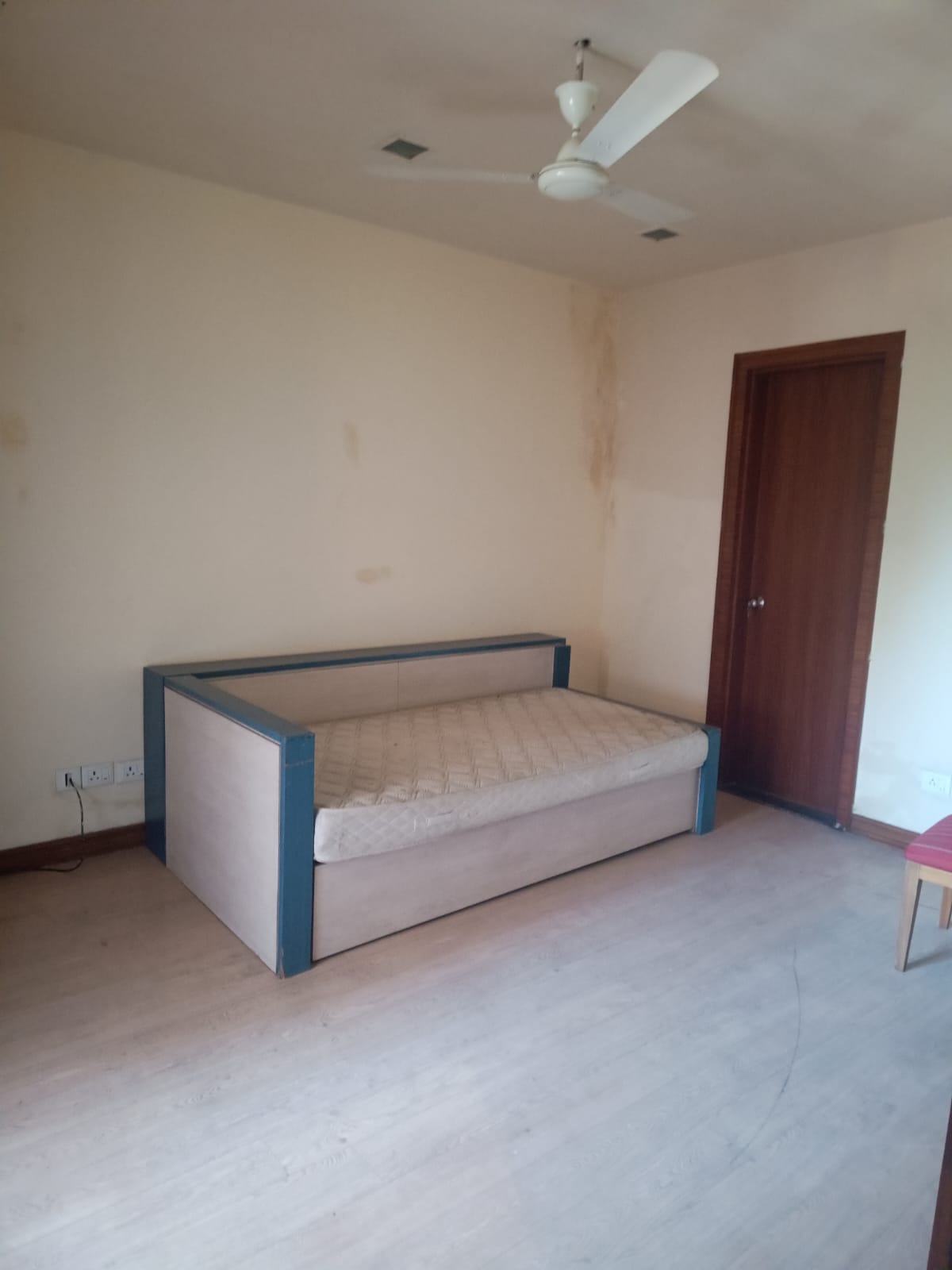 4 BHK Flat For Rent in Gitanjali Enclave