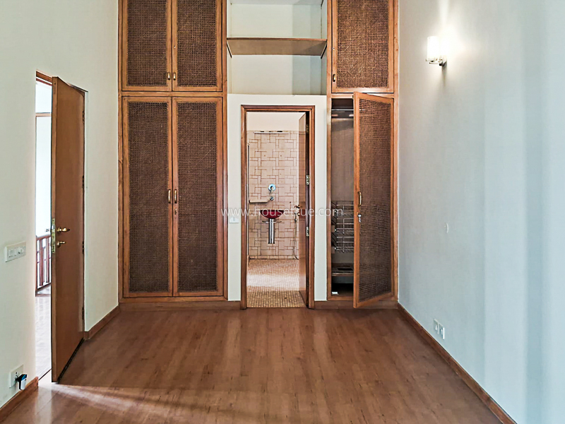 2 BHK Flat For Rent in Maharani Bagh
