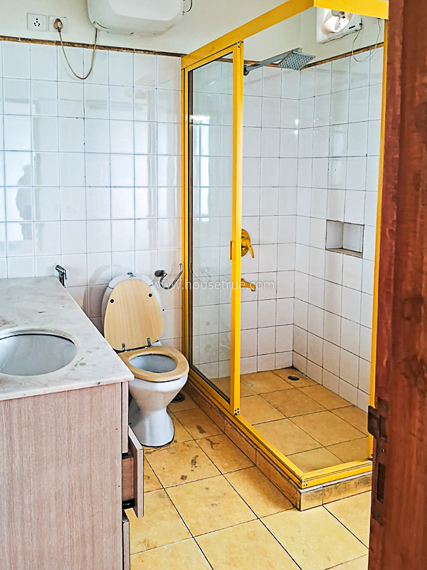 2 BHK Flat For Rent in Maharani Bagh