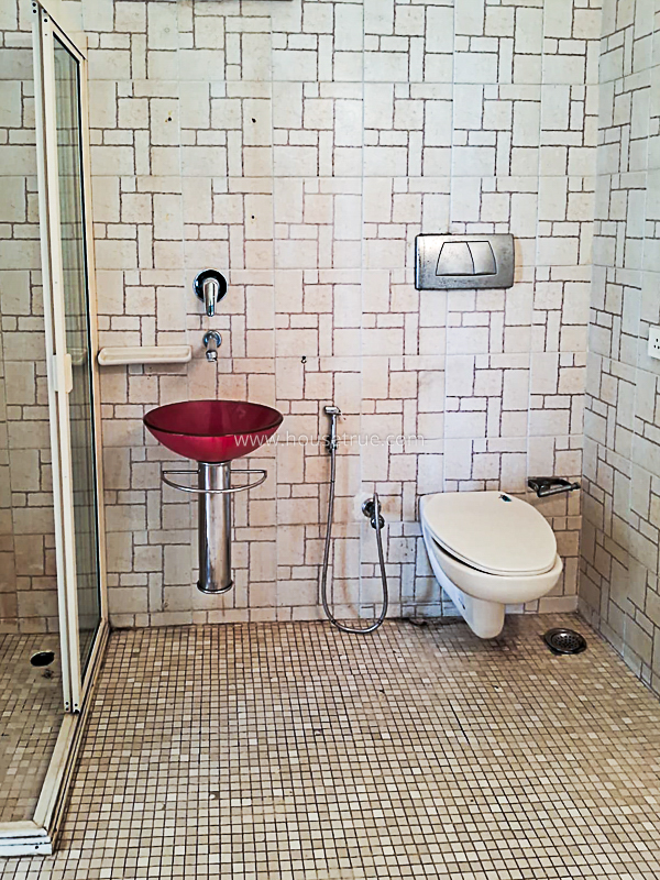 2 BHK Flat For Rent in Maharani Bagh