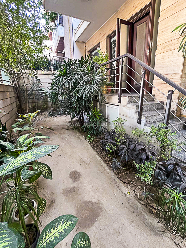 4 BHK Flat For Rent in Panchsheel Park