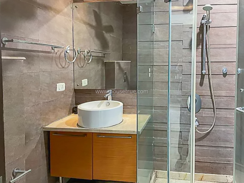 4 BHK Flat For Rent in Panchsheel Park