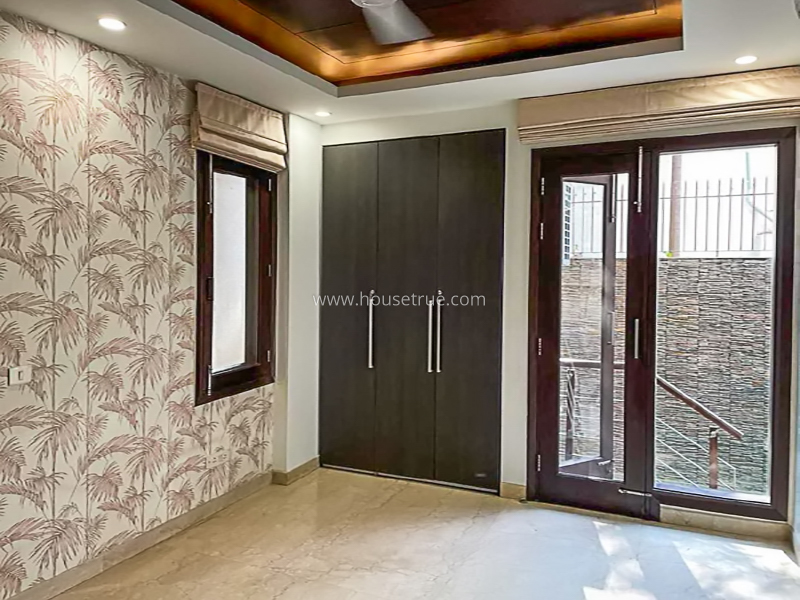 4 BHK Flat For Rent in Panchsheel Park