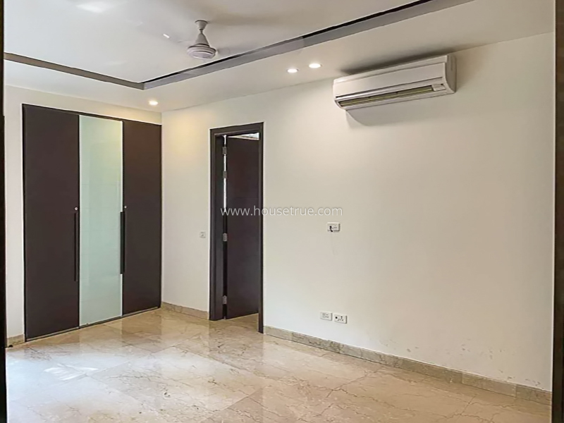 4 BHK Flat For Rent in Panchsheel Park