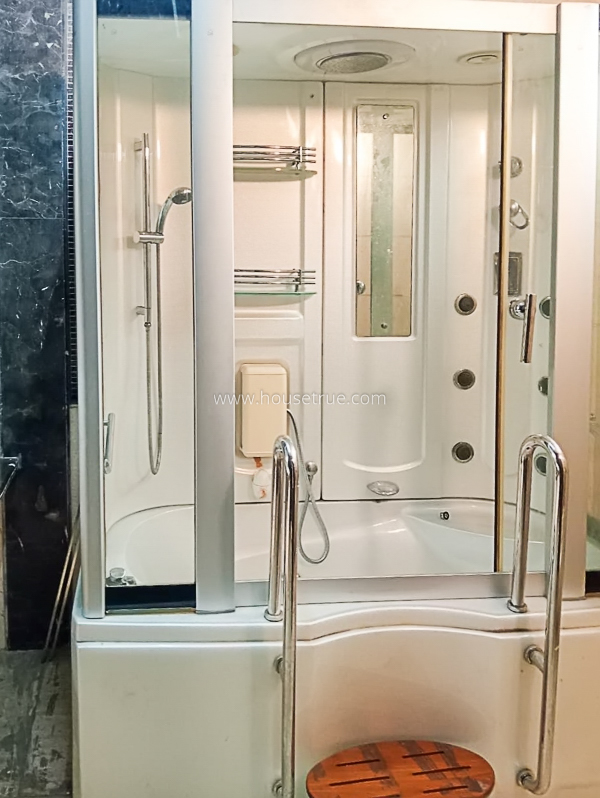 4 BHK Flat For Rent in Greater Kailash Part 1