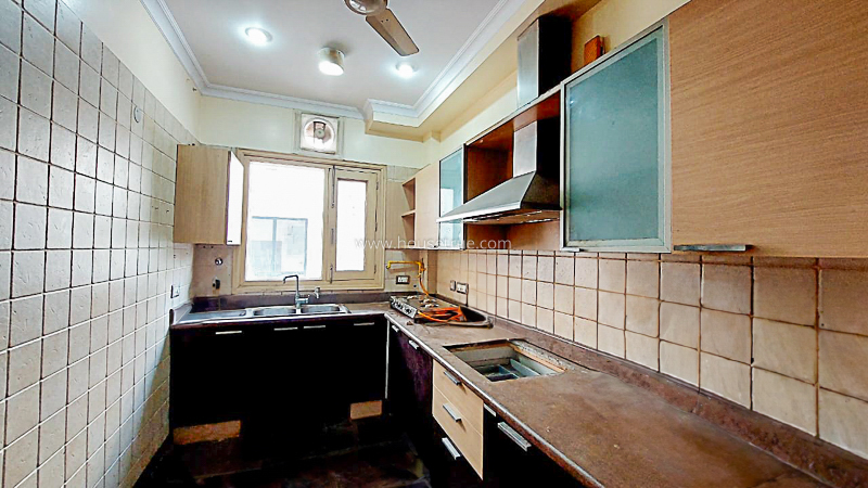 4 BHK Flat For Rent in Anand Niketan