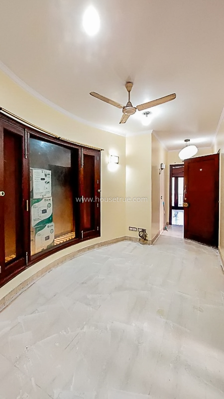 4 BHK Flat For Rent in Anand Niketan