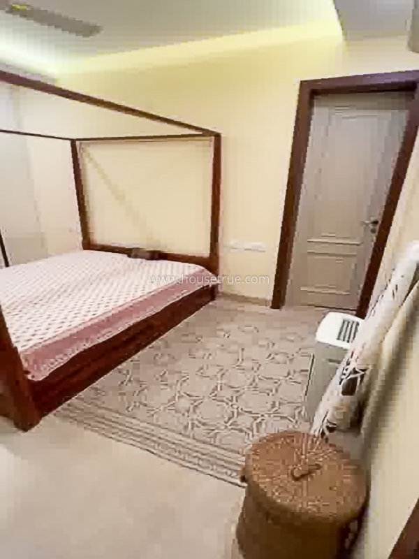 4 BHK Builder Floor For Rent in Safdarjung Enclave