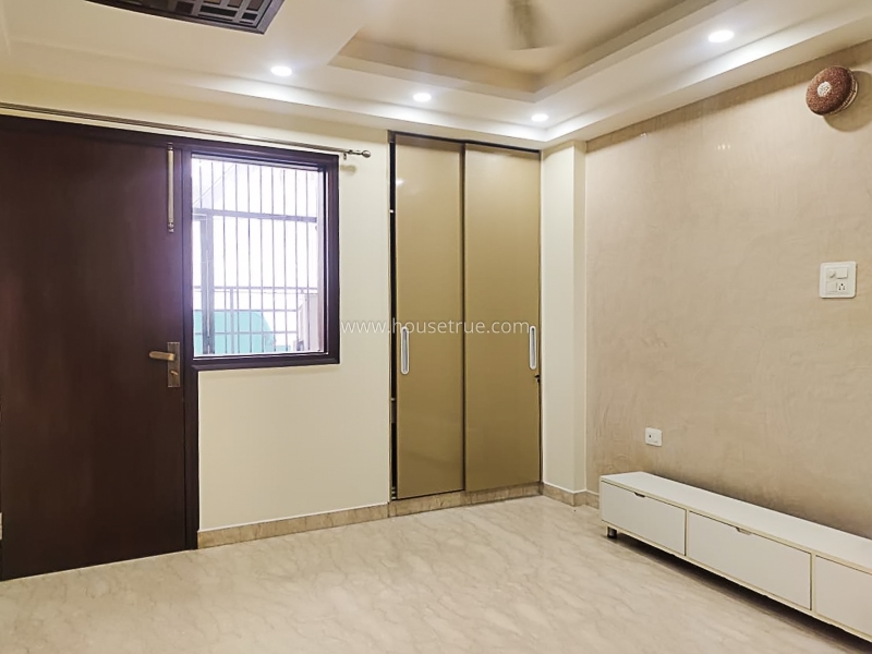 3 BHK Builder Floor For Rent in Safdarjung Development Area