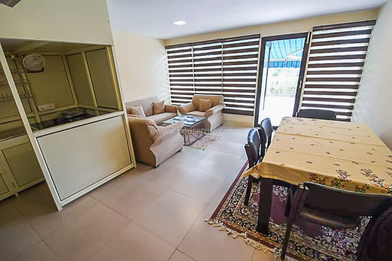 1 BHK Flat For Rent in Defence Colony