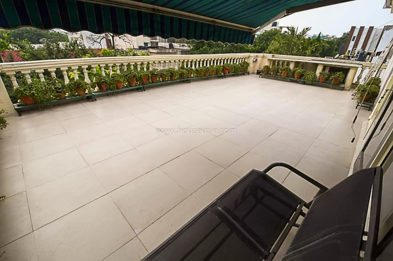 1 BHK Flat For Rent in Defence Colony