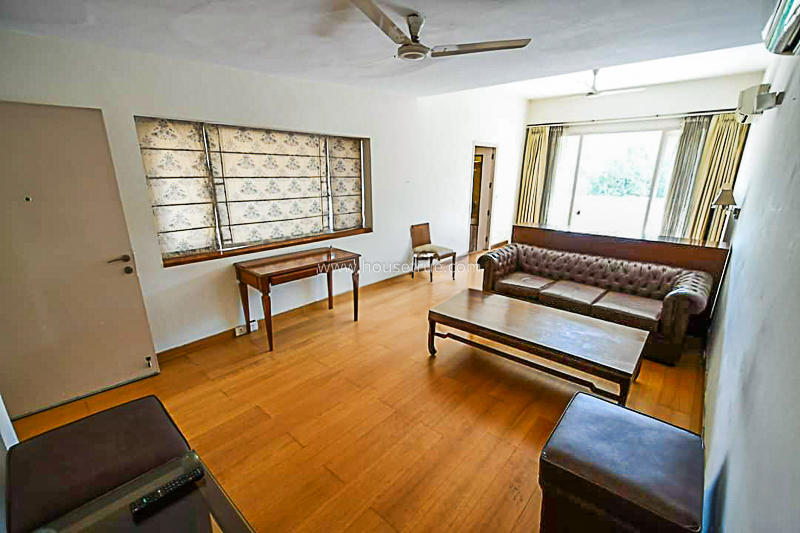 1 BHK Flat For Rent in Jor Bagh