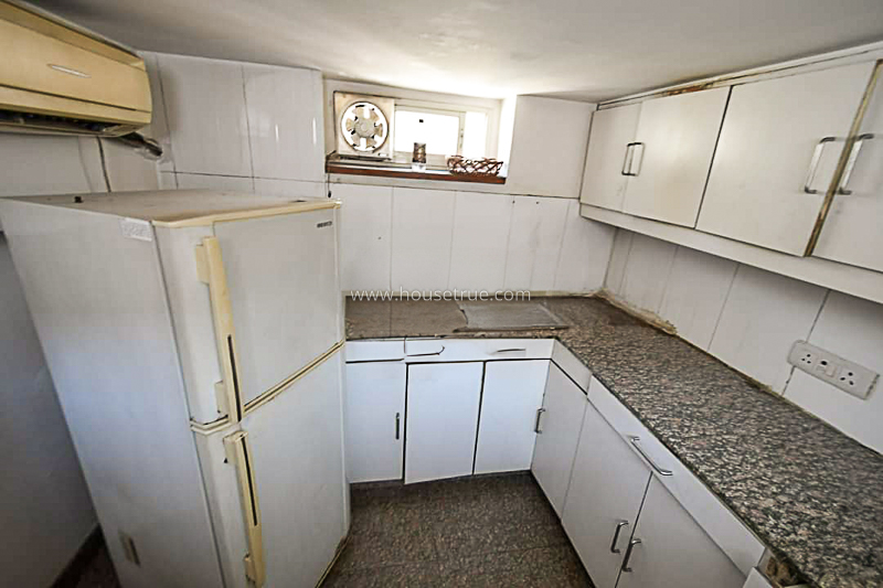 1 BHK Flat For Rent in Jor Bagh