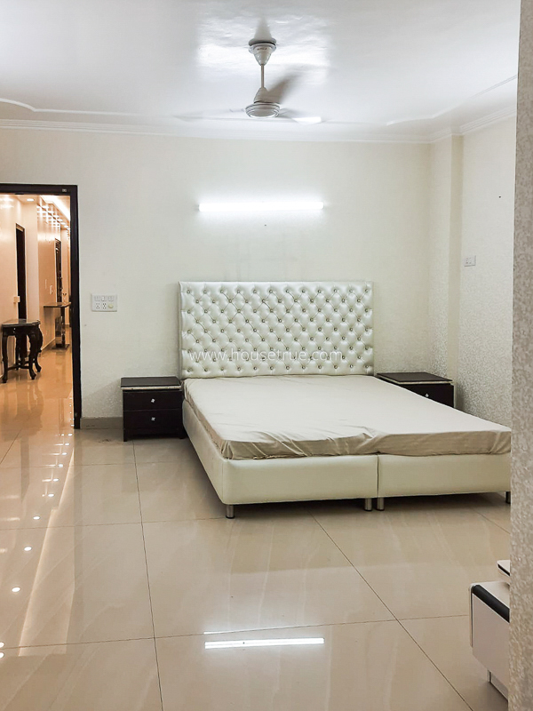 4 BHK Flat For Rent in Greater Kailash Part 2