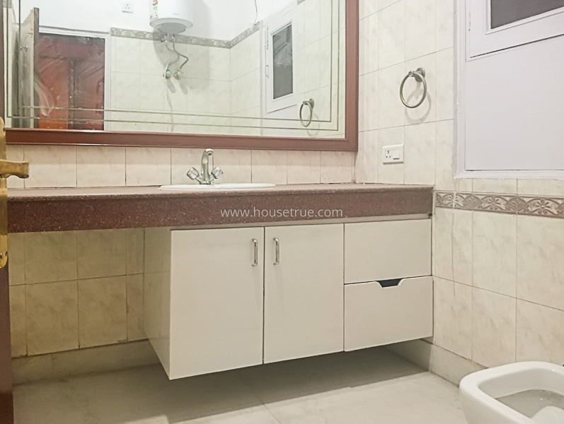 3 BHK Flat For Rent in Greater Kailash Part 2